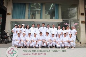 đội ngũ y bác sĩ Hưng Thịnh